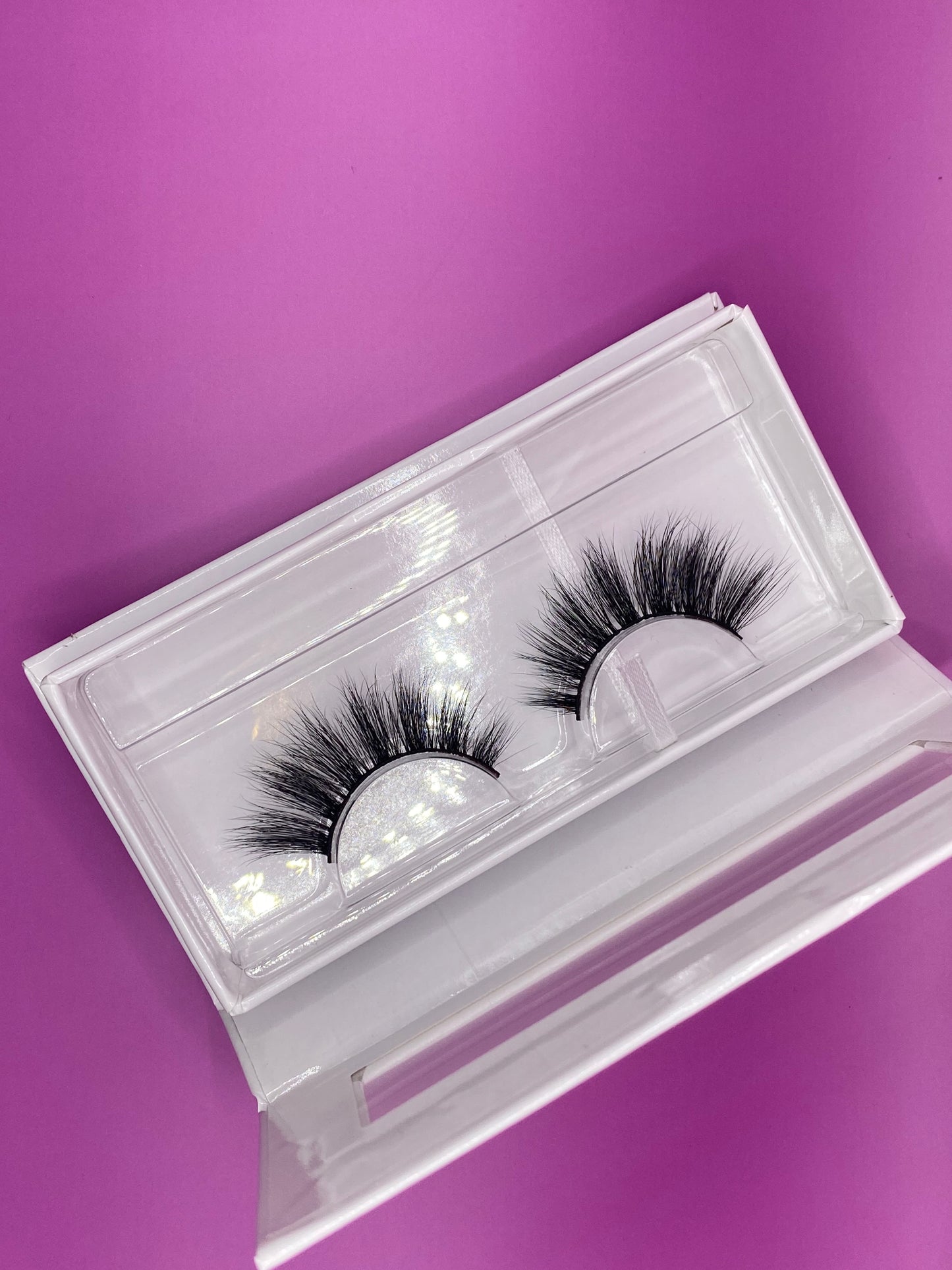 Lashes: Kiki