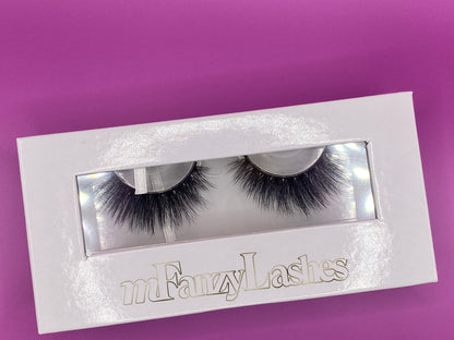Lashes : Chloe
