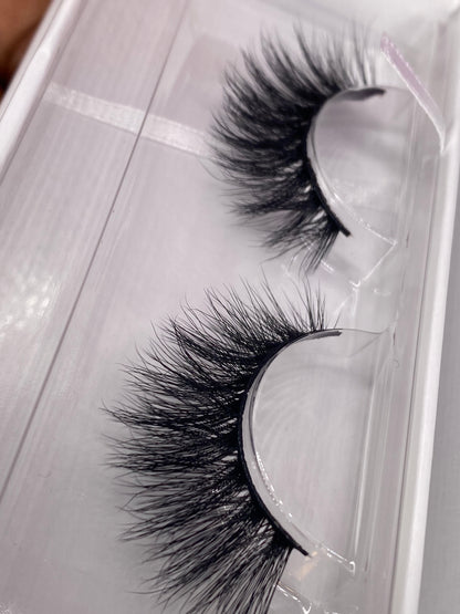 Lashes : Chloe