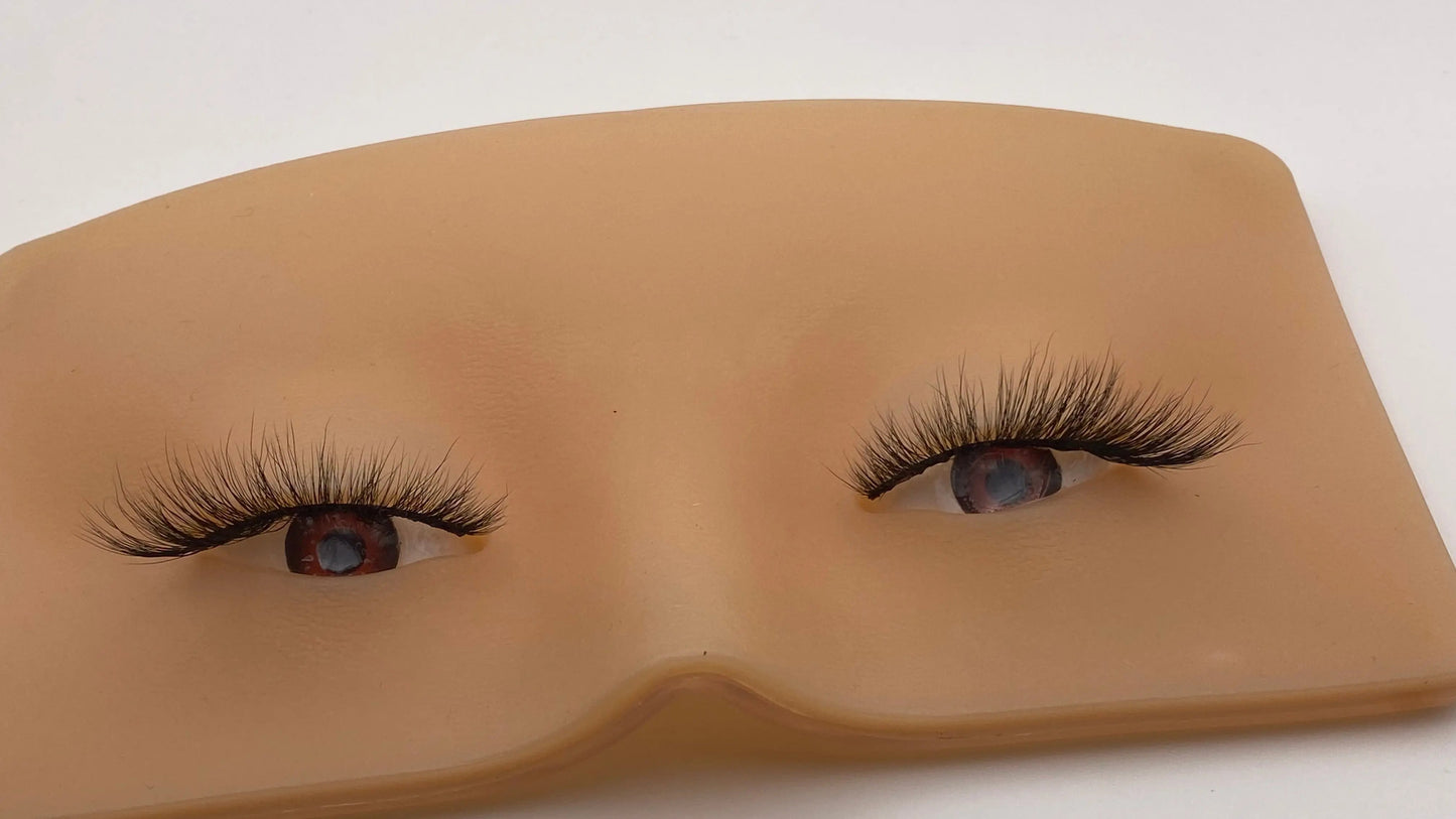 Lashes: Kiki mfanzylashes