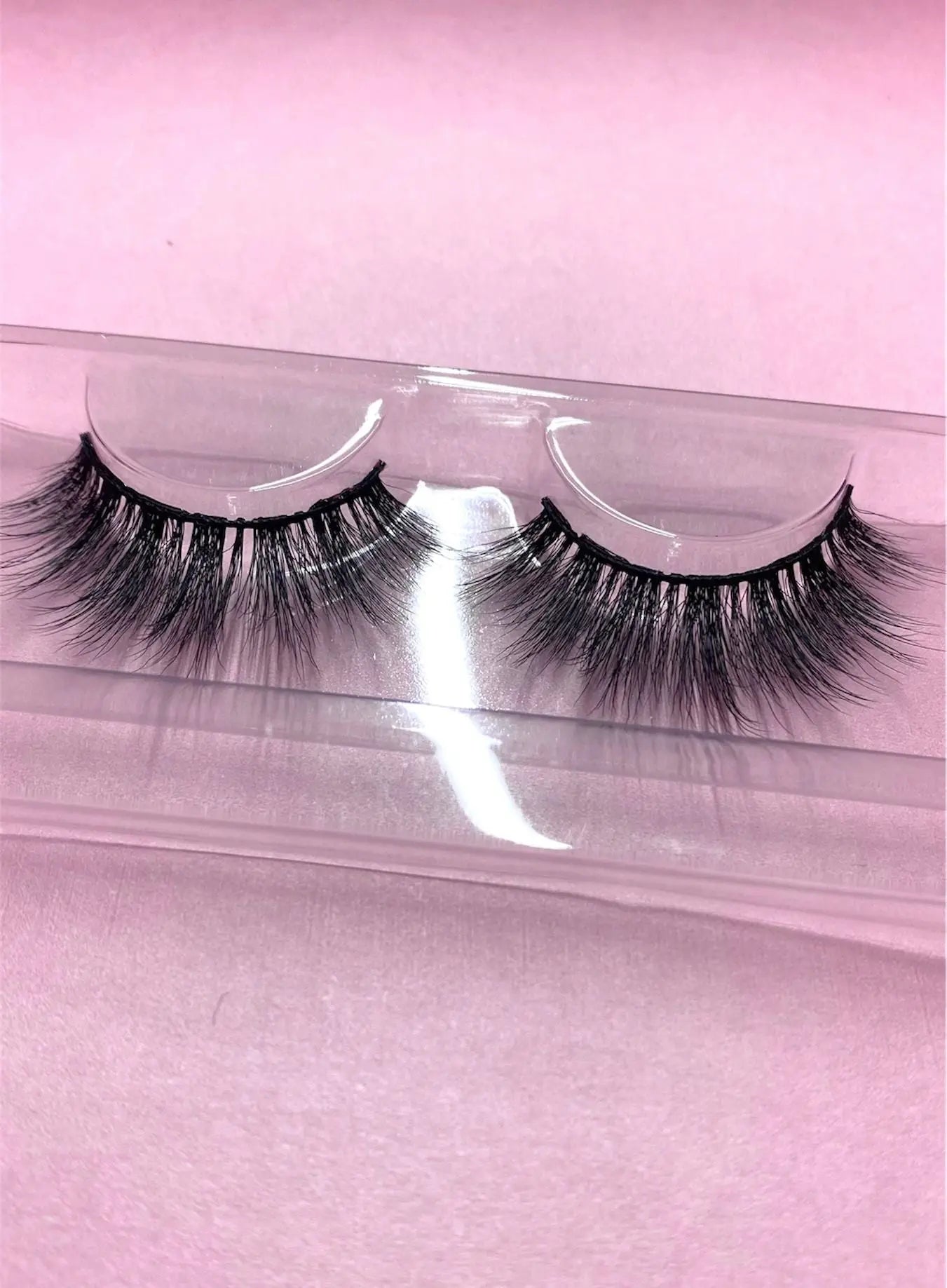 Lashes: Nadira mfanzylashes